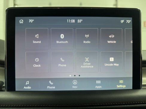 Used 2024 Lincoln Aviator AWD w/ Premium Package image 32