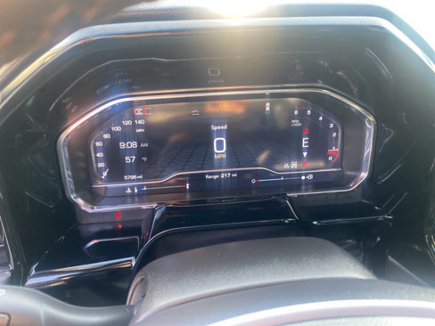 Used 2025 GMC Sierra 1500 Elevation w/ Elevation Premium Package image 30