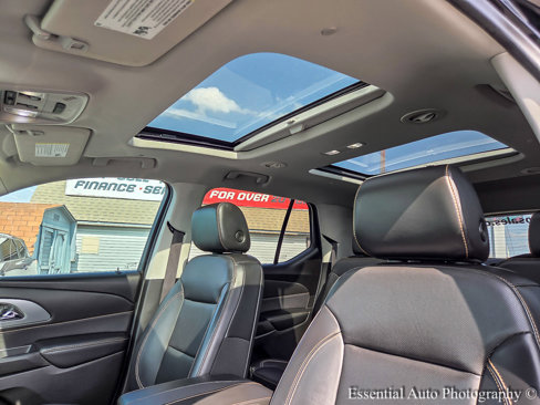 Used 2021 Chevrolet Traverse Premier image 12
