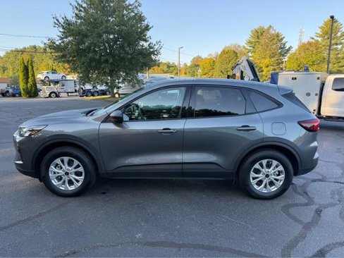 Certified 2025 Ford Escape Active w/ Cold Weather Package image 2