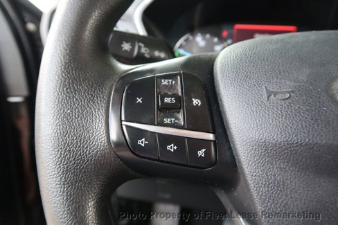 Used 2021 Ford Escape SE image 34