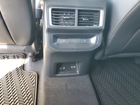 New 2026 Volkswagen Atlas Cross Sport SEL R-Line image 12