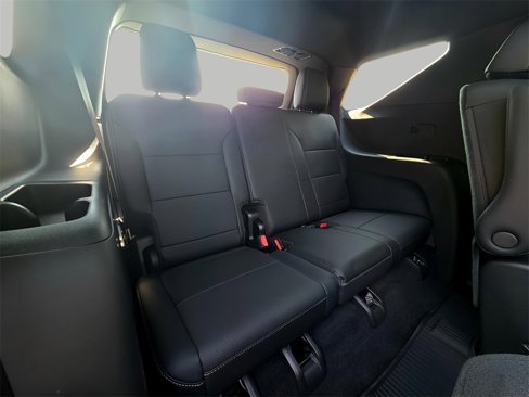 New 2026 Chevrolet Traverse LT w/ Sun and Wheel Package image 11