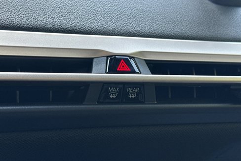 New 2026 BMW iX xDrive60 w/ Premium Package image 18