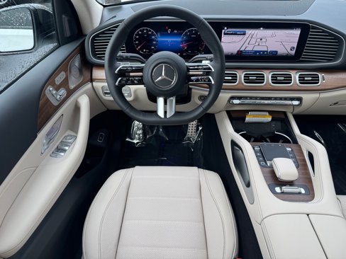 New 2026 Mercedes-Benz GLS 450 4MATIC image 7