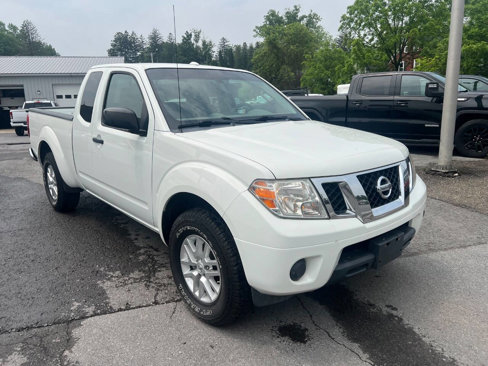 Used 2016 Nissan Frontier SV image 7