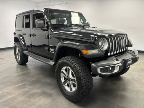 Used 2018 Jeep Wrangler Unlimited Sahara image 15