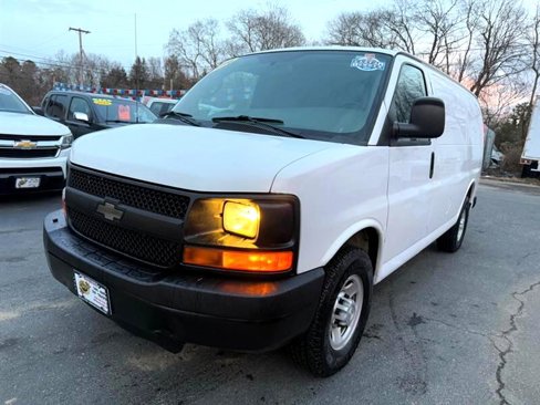Used 2016 Chevrolet Express 2500 image 5