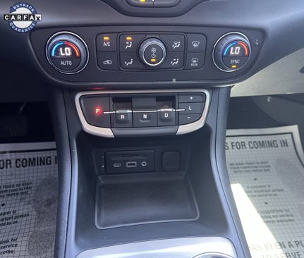 Used 2022 GMC Terrain Denali w/ Denali Premium Package image 15