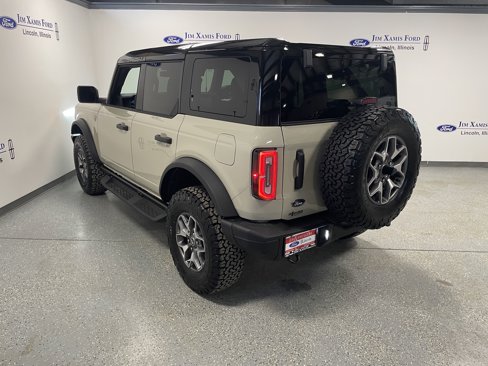 New 2025 Ford Bronco Badlands image 4