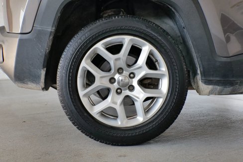 Used 2018 Jeep Renegade Latitude image 35