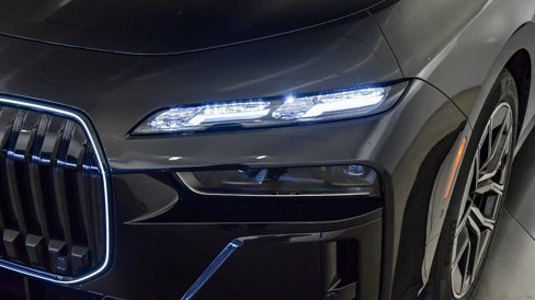 New 2026 BMW 760i xDrive w/ Executive Package image 9