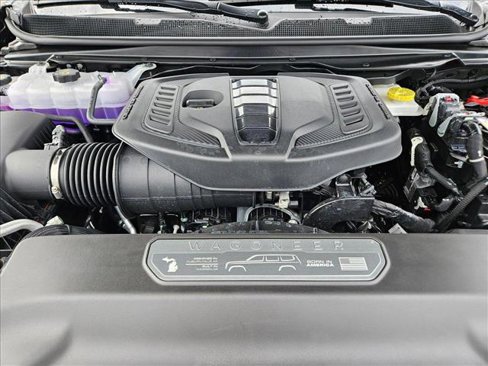 New 2025 Jeep Wagoneer 4WD w/ Premium Group I image 17