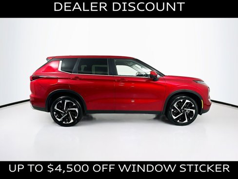 New 2024 Mitsubishi Outlander SE image 8