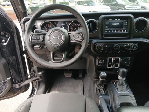 Used 2023 Jeep Wrangler Sport S image 14