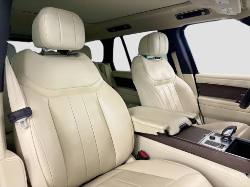 Used 2023 Land Rover Range Rover SE image 15