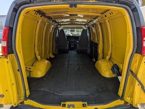 Used 2023 Chevrolet Express 2500 image 16