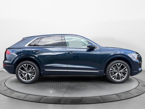 Certified 2025 Audi Q8 Premium Plus image 8