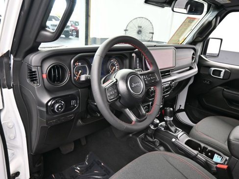 Used 2024 Jeep Gladiator Rubicon image 10