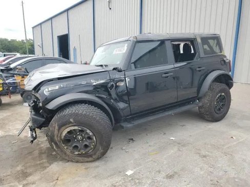 Used 2024 Ford Bronco Wildtrak image 2