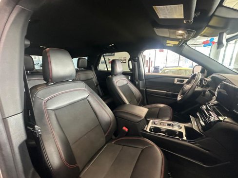 Used 2022 Ford Explorer ST-Line image 47
