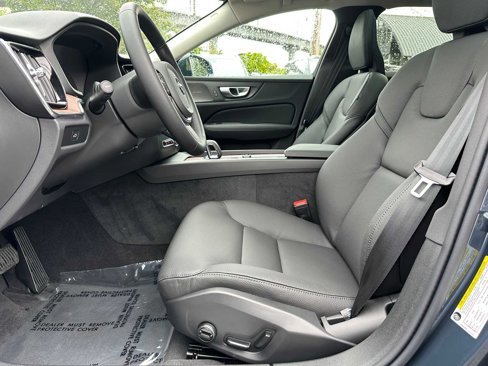 New 2026 Volvo V60 B5 Cross Country Plus w/ Climate Package image 19