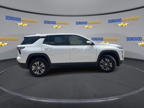 New 2026 Chevrolet Equinox LT image 10