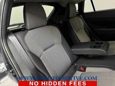Used 2024 Subaru Crosstrek 2.0i Premium image 18
