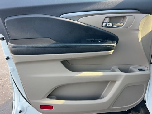 Used 2018 Honda Pilot EX-L image 10