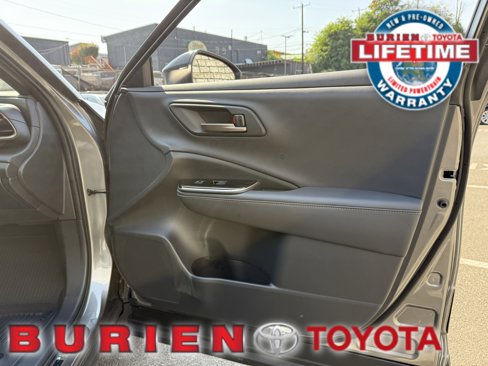 New 2026 Toyota Crown Limited w/ Advanced Technology Package image 19