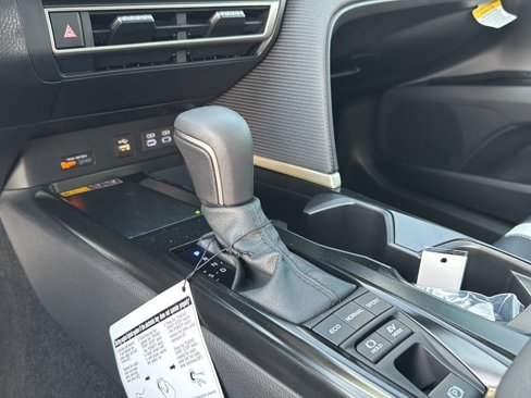 New 2026 Toyota Camry Hybrid image 24