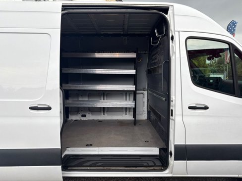Used 2021 Mercedes-Benz Sprinter 2500 image 20