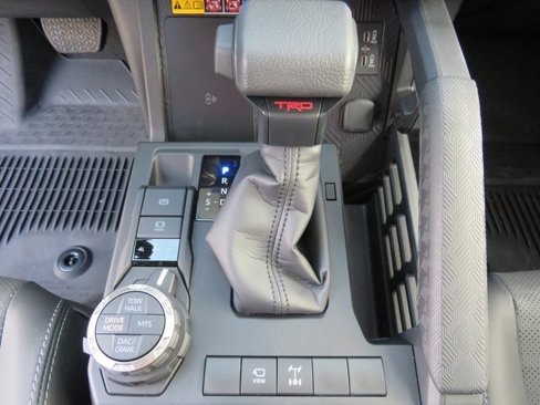 New 2025 Toyota 4Runner TRD Off-Road Premium image 30