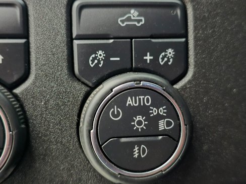 Used 2024 Chevrolet Silverado 2500 LT image 6