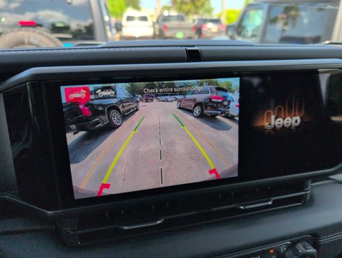 New 2025 Jeep Wrangler Unlimited Rubicon 392 image 23
