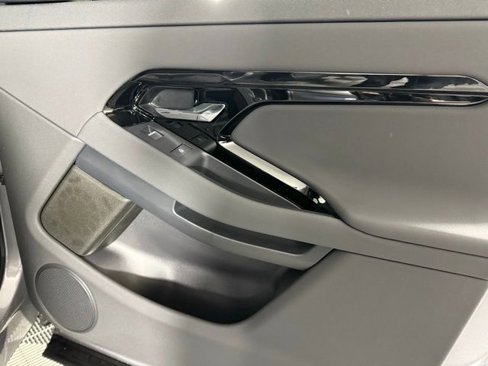 New 2026 Land Rover Range Rover Evoque S image 29