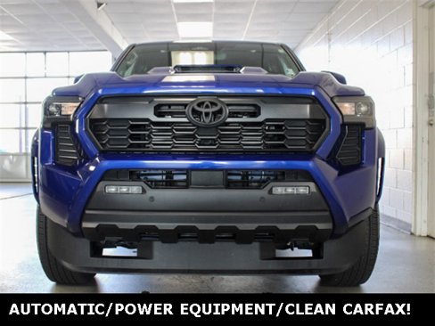 Used 2024 Toyota Tacoma TRD Sport image 2