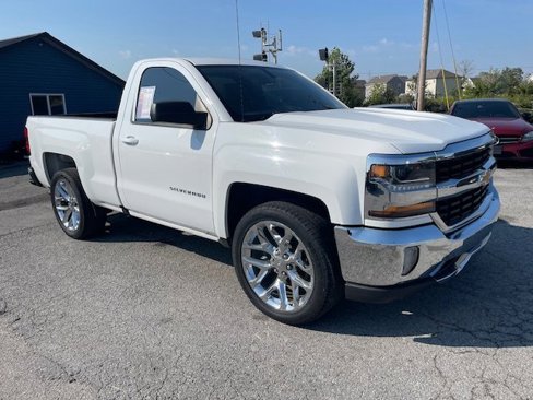Used 2018 Chevrolet Silverado 1500 W/T w/ WT Convenience Package image 3