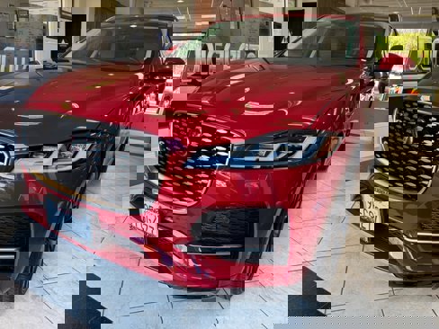 Used 2023 Jaguar F-PACE S image 5