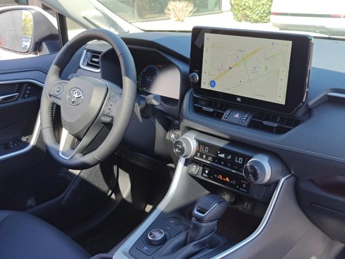 Used 2025 Toyota RAV4 Limited image 30