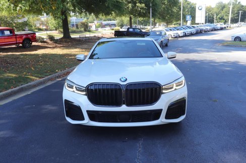 Used 2020 BMW 750i xDrive image 3