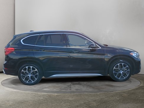Used 2021 BMW X1 sDrive28i image 6