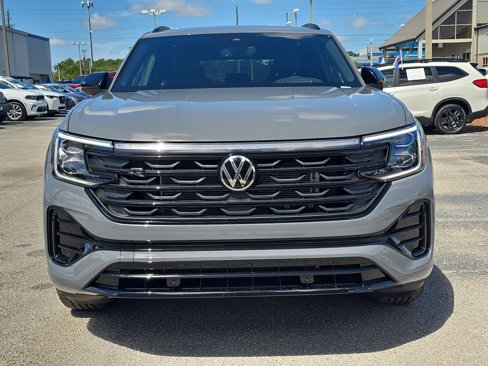 New 2026 Volkswagen Atlas Cross Sport SEL R-Line image 3