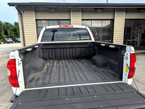 Used 2018 Toyota Tundra Limited image 26