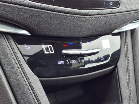 Used 2024 Cadillac XT5 Premium Luxury w/ LPO, Floor Liner Package image 25