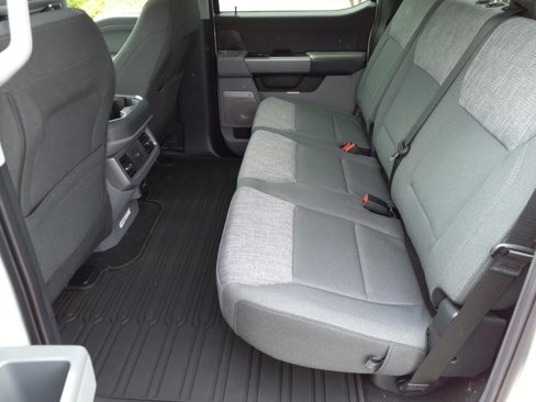 New 2025 Ford F250 XLT w/ Black Appearance Package image 7