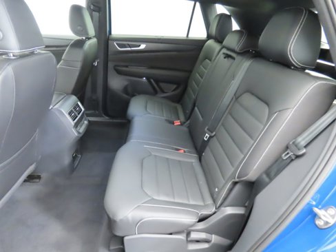 New 2026 Volkswagen Atlas Cross Sport SEL R-Line image 21