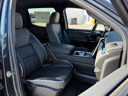 New 2026 GMC Sierra EV Elevation image 19