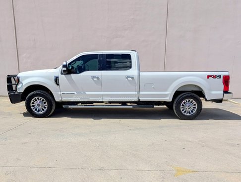 Used 2021 Ford F350 Lariat w/ Chrome Package image 4