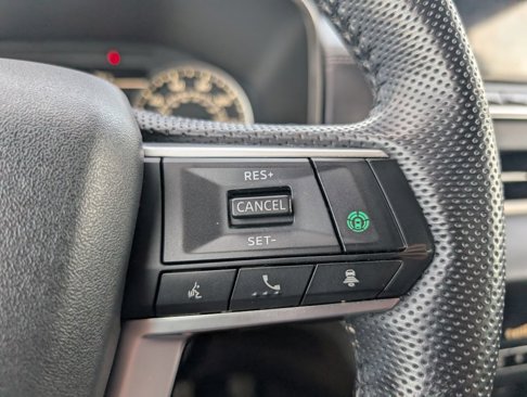 Used 2022 Mitsubishi Outlander SE image 17